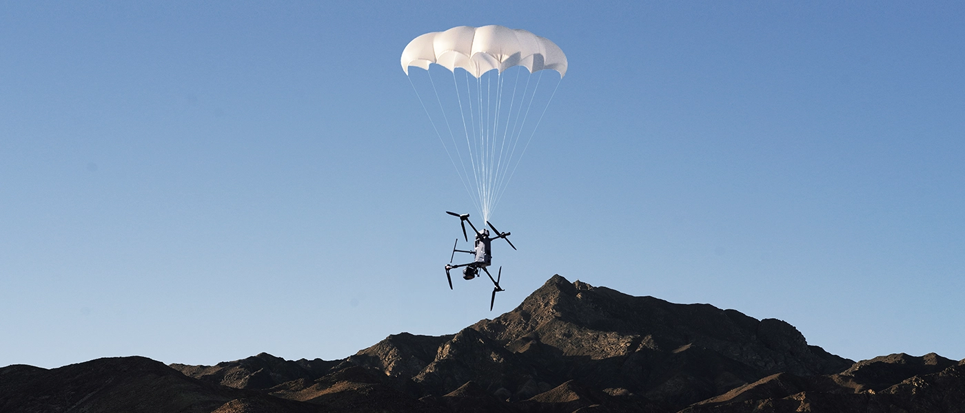 Spadochron AP100 do Matrice 400 Jak_dziala_system_bezpieczenstwa_DJI_AP100