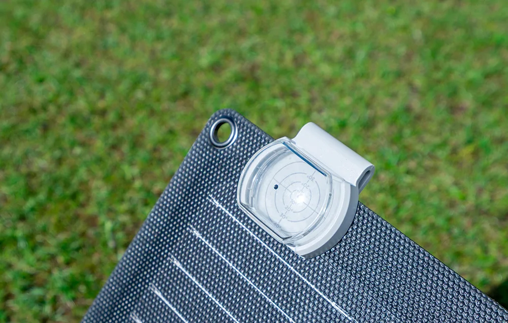 Montaż panelu fotowoltaicznego EcoFlow 110W