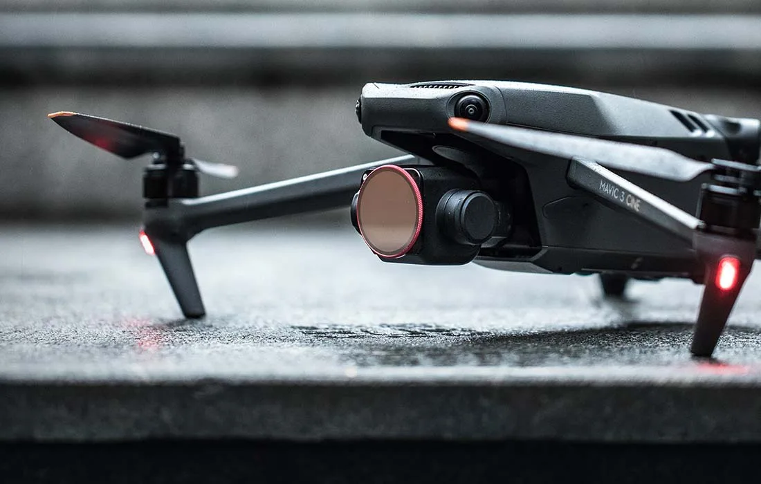 Filtr VND PGYTECH do DJI Mavic 3 podczas pracy