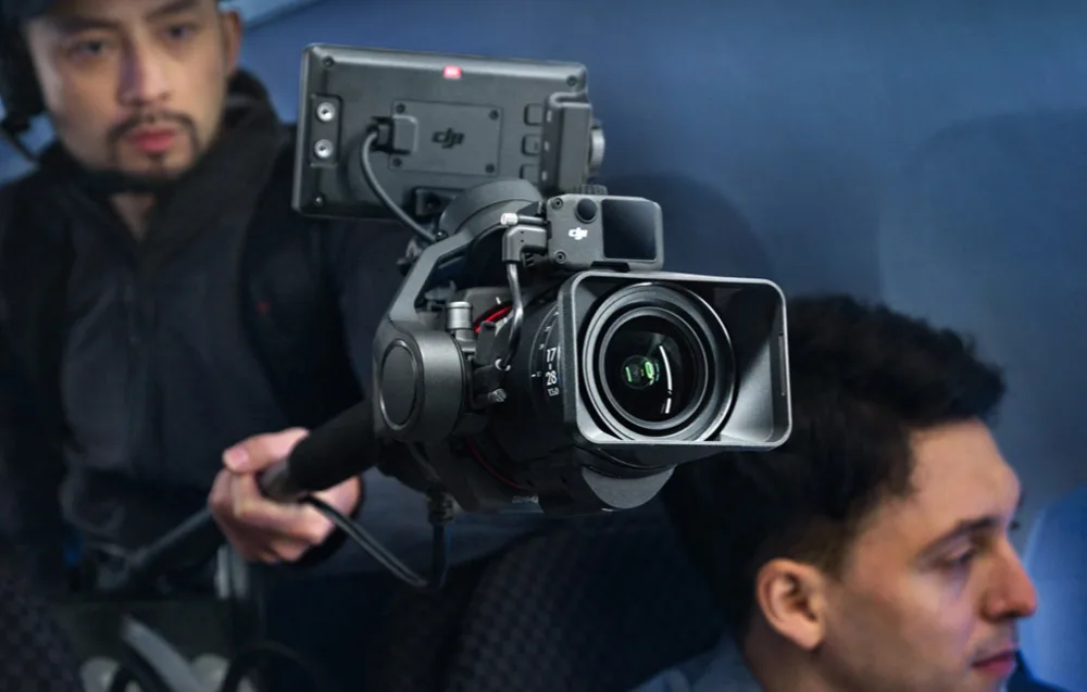 DJI Ronin 4D Flex z uchwytami i monitorem