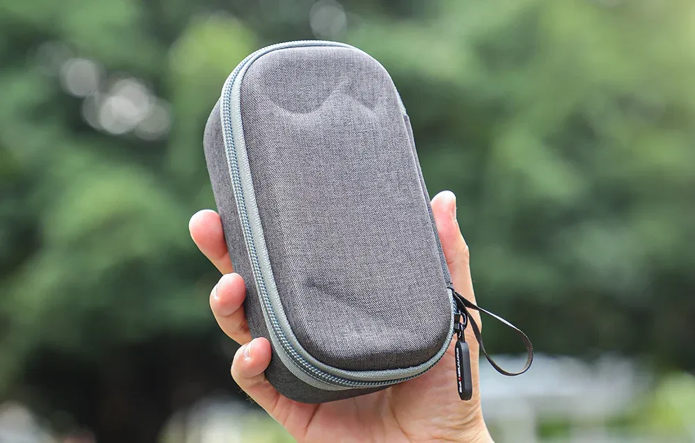 Etui Sunnylife z zamkiem błyskawicznym