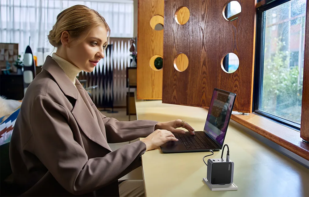 Мережевий зарядний пристрій Ugreen Nexode Air 100W, 3x USB-C, USB (сірий)