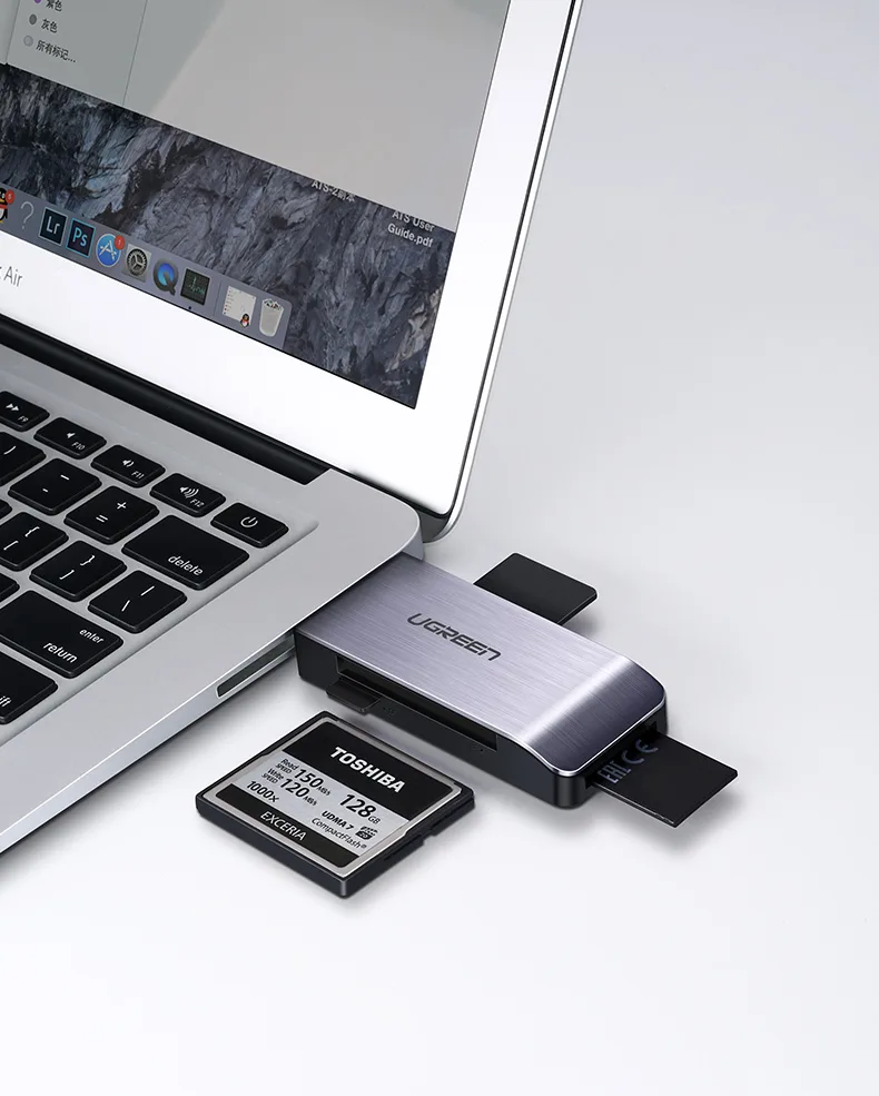 USB 4-in-1 adapter UGREEN SD + microSD card reader CM180(silver)