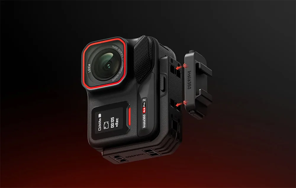 Cold shoe mount for Insta360 camera in vertical and horizontal shooting setup