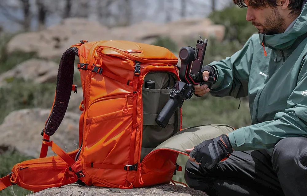 PGYTECH OnePro Flex 40L backpack (orange) + organizer M