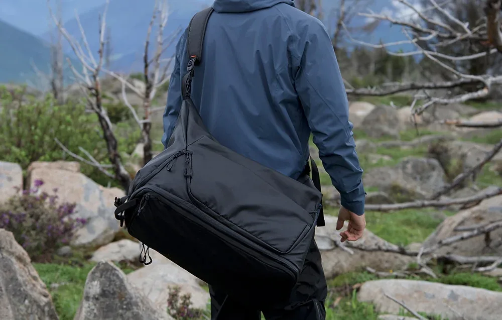Туристичний рюкзак PGYTECH OneMo 35L (чорний)