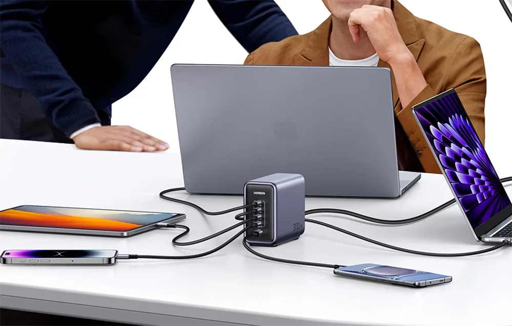 Зарядний пристрій UGREEN CD333 Nexode з 5 портами USB для одночасного заряджання