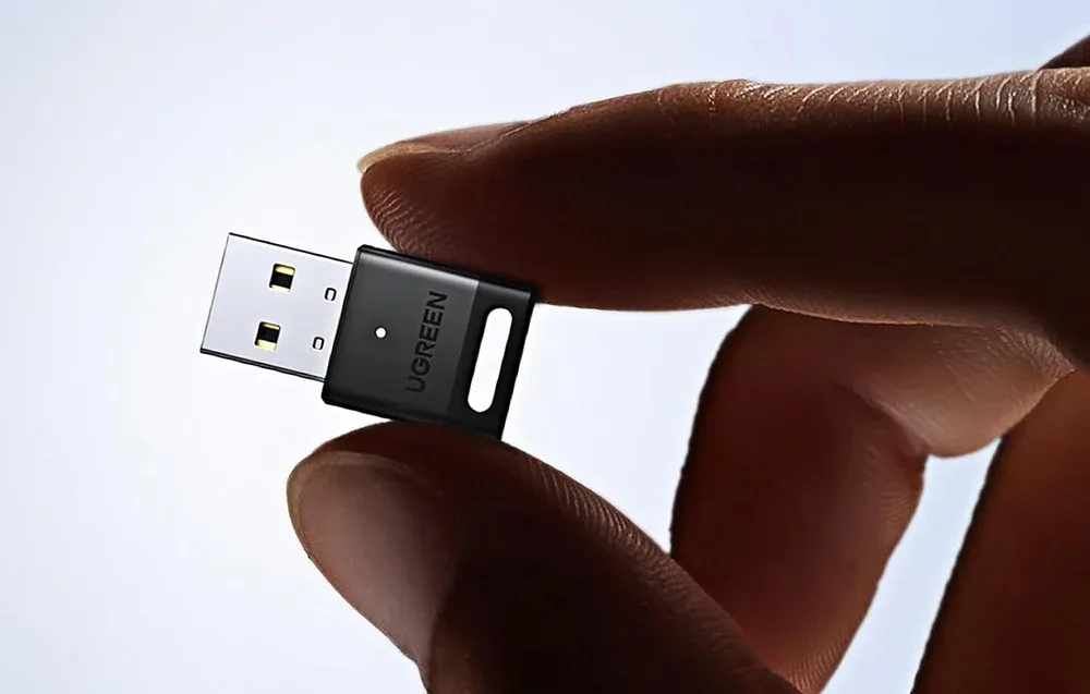 Adapter USB UGREEN 45134 w porcie USB
