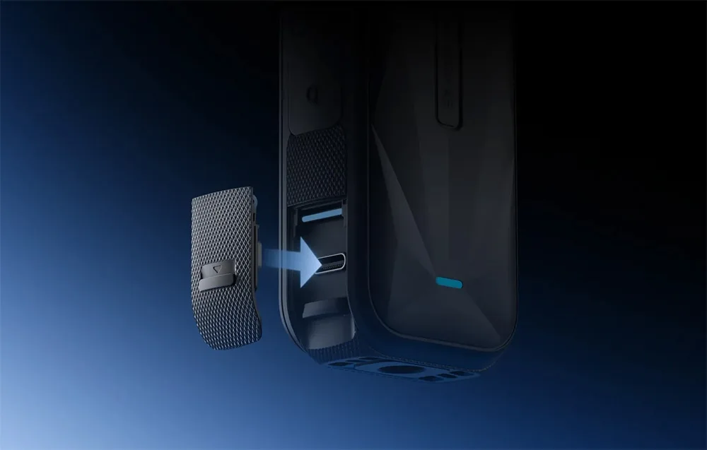 Zdjęcie przedstawia montaż ołosny portu USB do kamery Insta360.