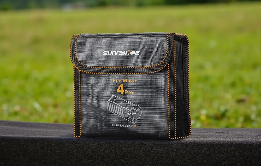 Pokrowiec na 3 akumulatory Sunnylife do DJI Mavic 4 PRO