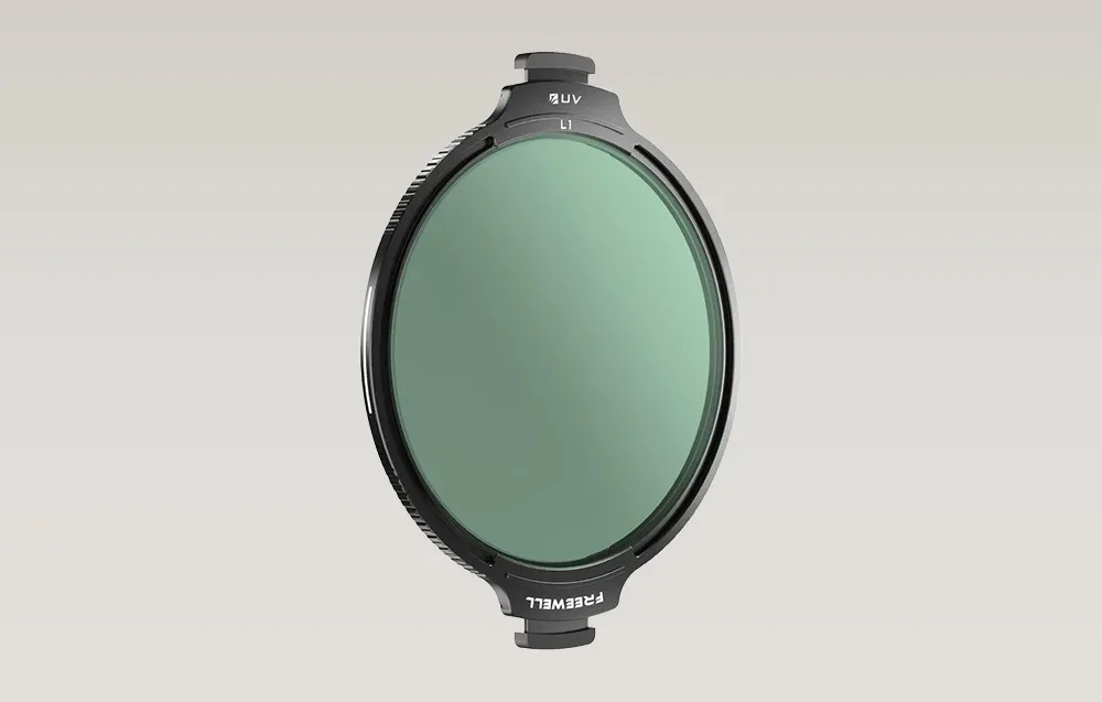 Freewell UV filter on a gray background