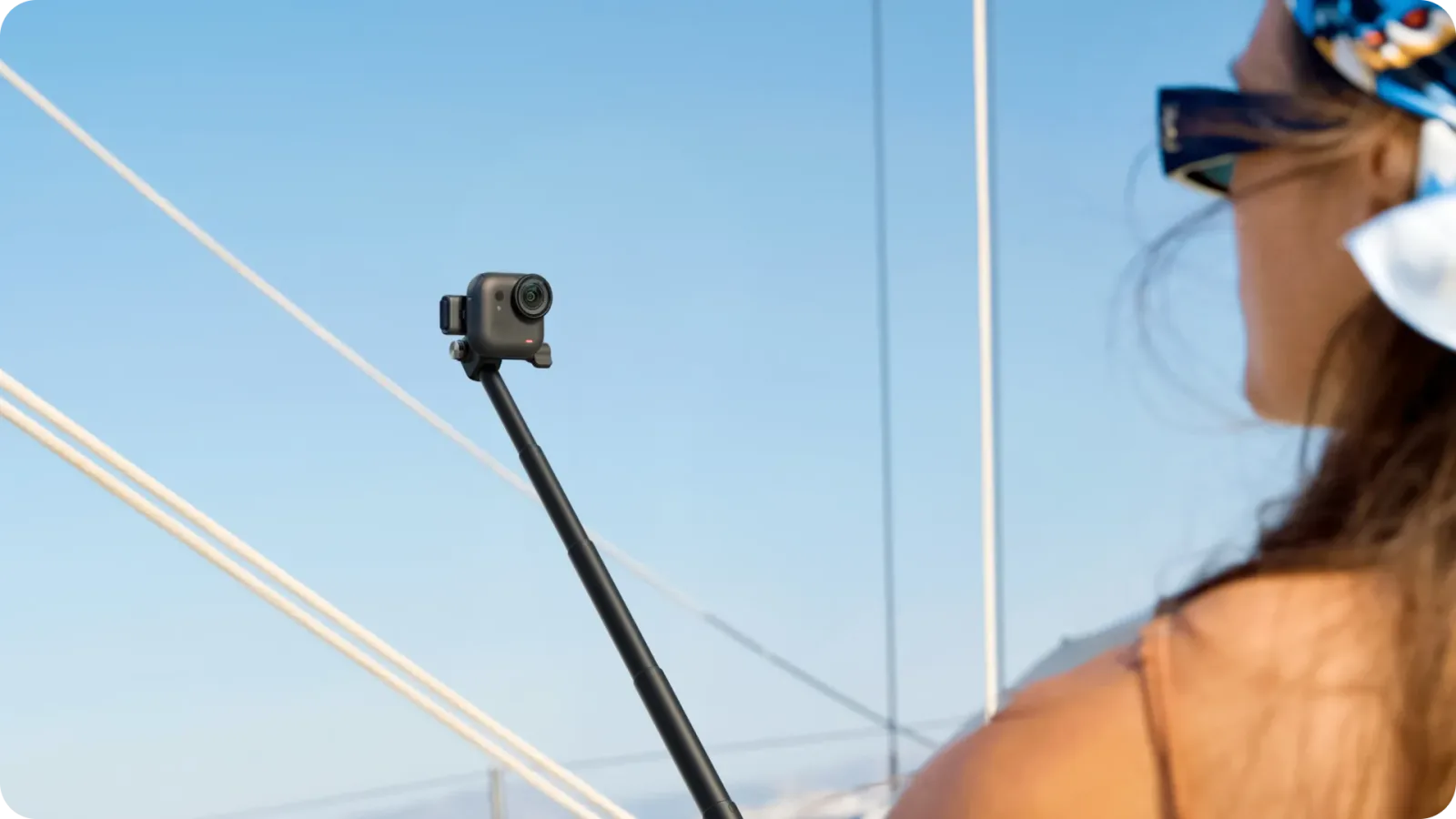 Pochylony uchwyt 2-prong Insta360 Quick Release Mount dla idealnych selfie