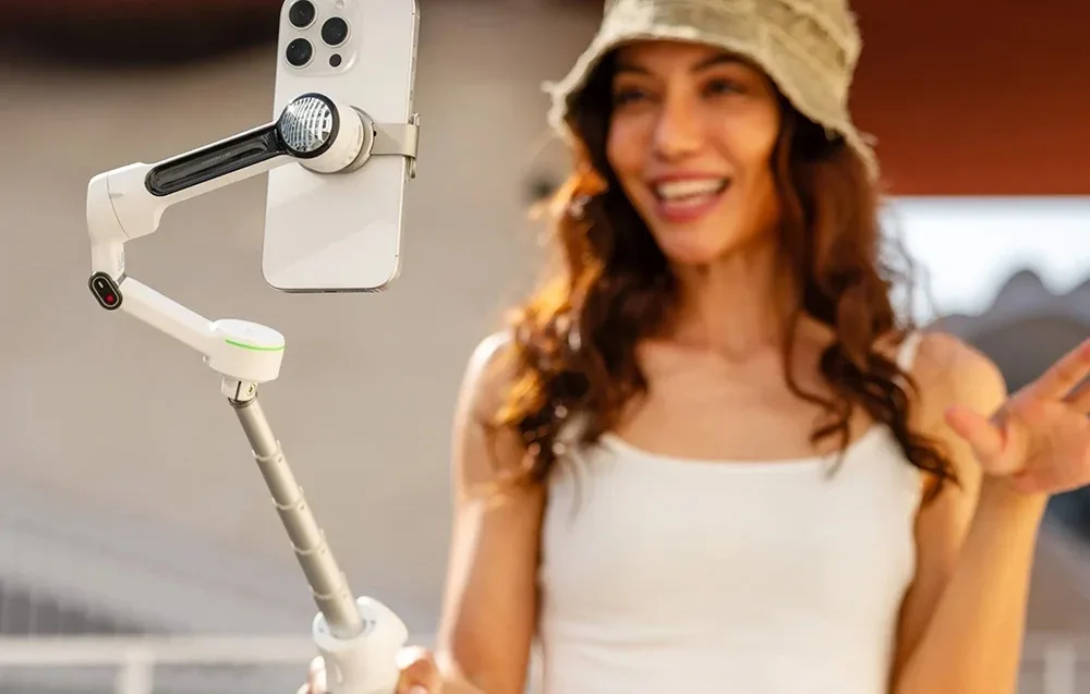 Stabilizator Insta360 Flow 2 Pro Creator Bundle w kolorze białym