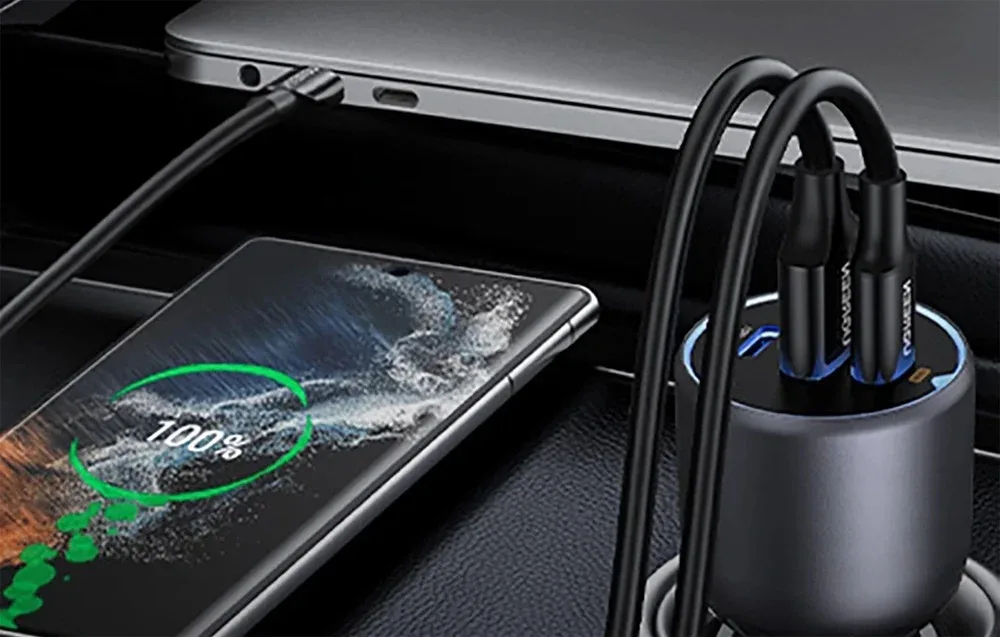 Ładowarka samochodowa UGREEN EC705, USB + 2x USB-C, 130W + kabel 1m 5A