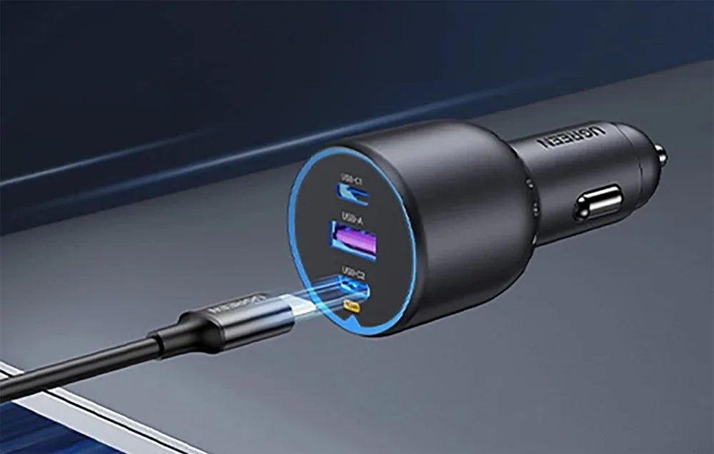 Ładowarka samochodowa UGREEN EC705, USB + 2x USB-C, 130W + kabel 1m 5A