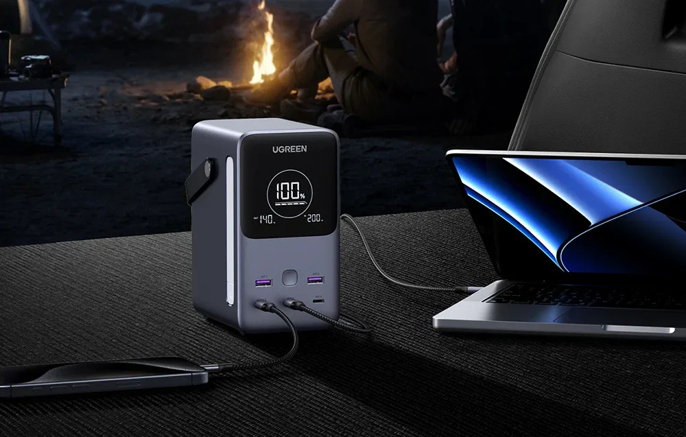 UGREEN PB770 48000mAh high-capacity portable power bank
