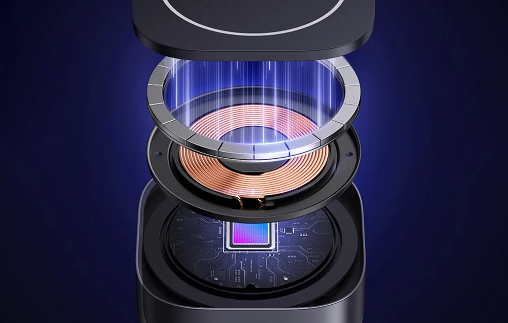 UGREEN W256 magnetic wireless charger in use