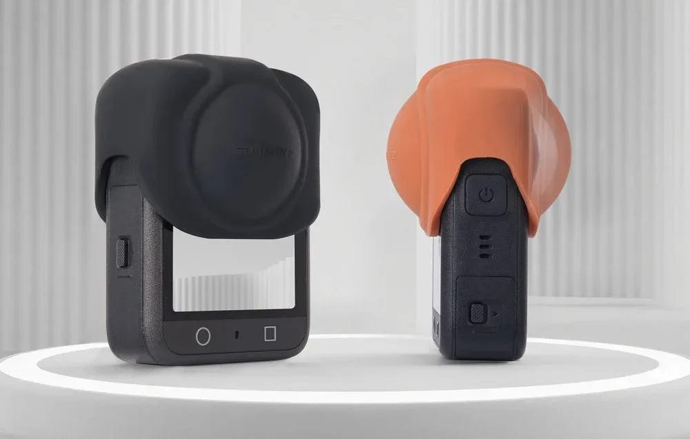 Силіконові накладки на об’єктив для спортивних камер Sunnylife DJI Osmo 360 на сірому тлі