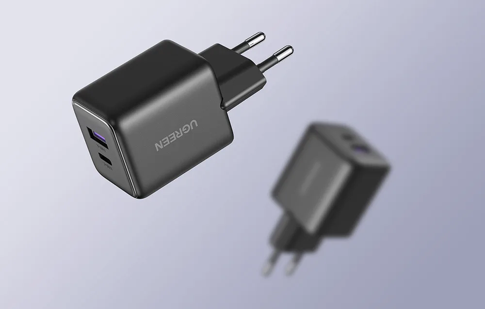 Ugreen X516 dual-port black wall chargers
