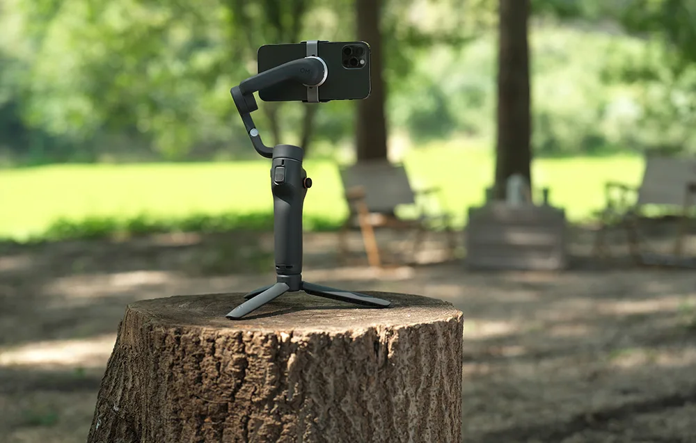 Side wheel for zoom and focus on DJI Osmo Mobile 6