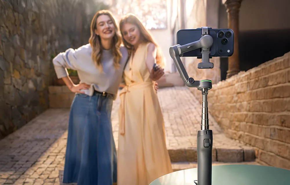 Зйомка на смартфон зі стабілізатором DJI Osmo Mobile 8P у міських умовах