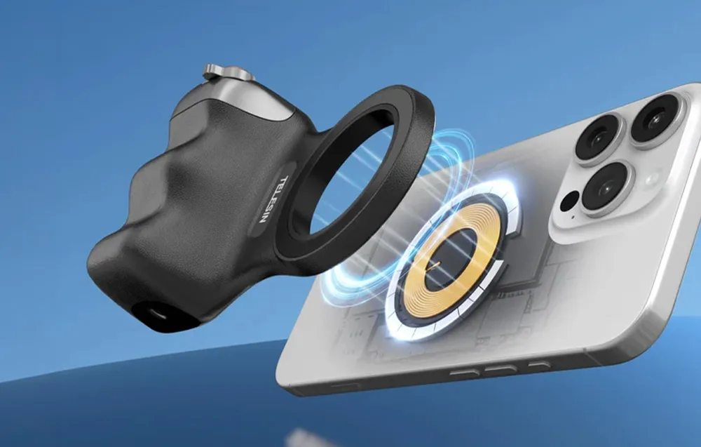 Magnetic grip approaching a smartphone with a visible connection animation