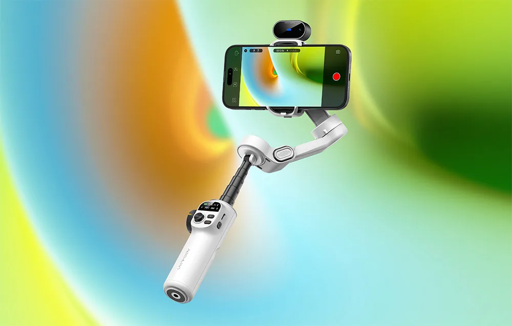 Gimbal ze smartfonem i modułem AI na górze, na gradientowym tle w odcieniach zieleni, niebieskiego i pomarańczowego.