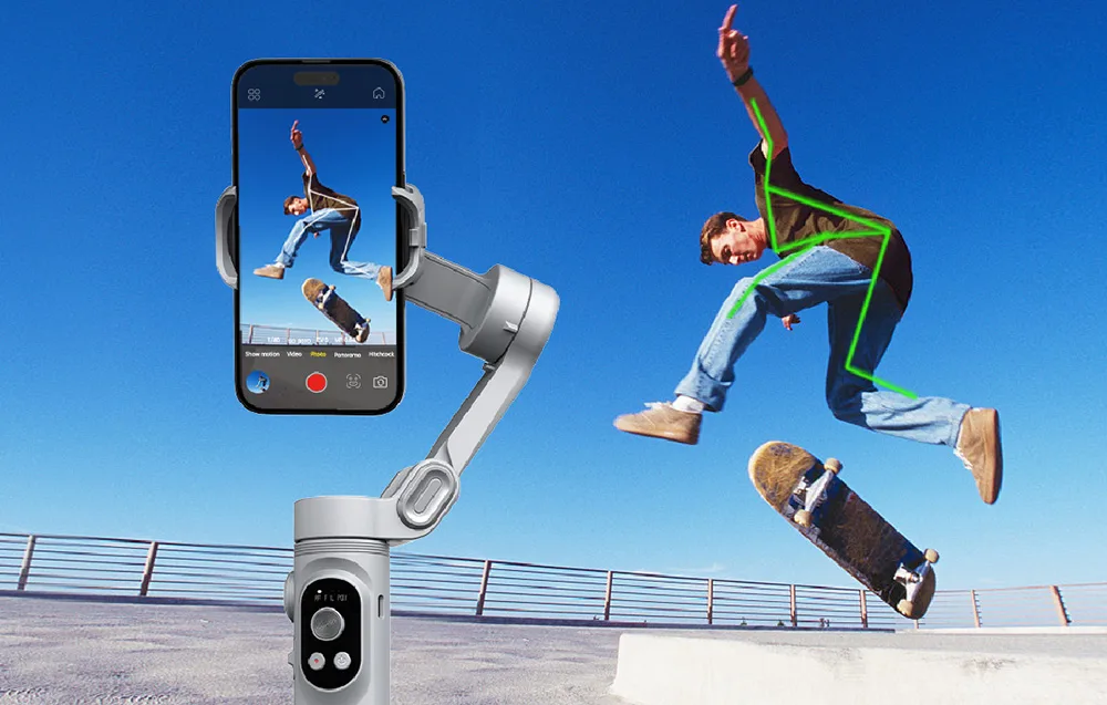 Gimbal ze smartfonem nagrywający skateboardzistę wykonującego trick, z zaznaczonym szkieletem sylwetki w aplikacji.