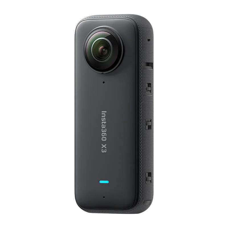 Kamera sportowa Insta360 X3 - widok obudowy i obiektywu 360 stopni