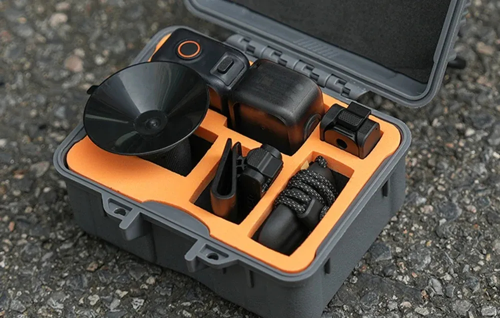 Wnętrze etui Sunnylife AQX-25 do DJI Osmo Nano z miejscem na kamerę i akcesoria