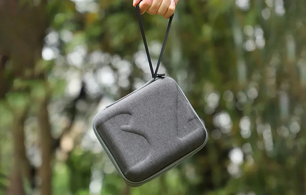 Usztywniane etui Sunnylife GU-B046 z paskiem na rękę