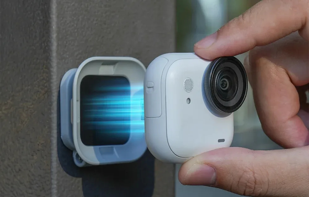 Magnetyczny uchwyt pionowo-poziomy Sunnylife do Insta360 GO Ultra