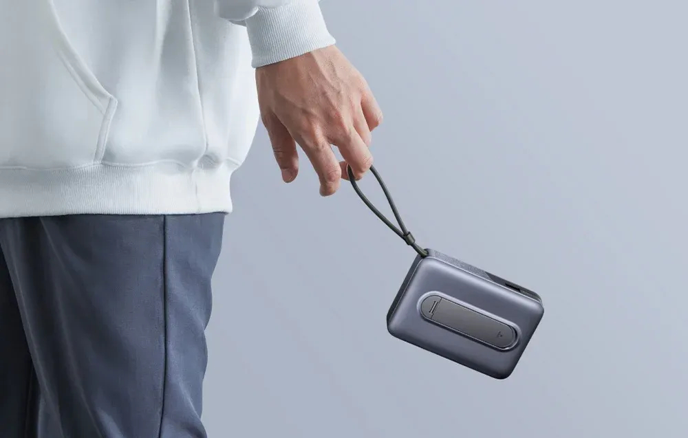 Powerbank magnetyczny UGREEN PB568 10000mAh 30W szary